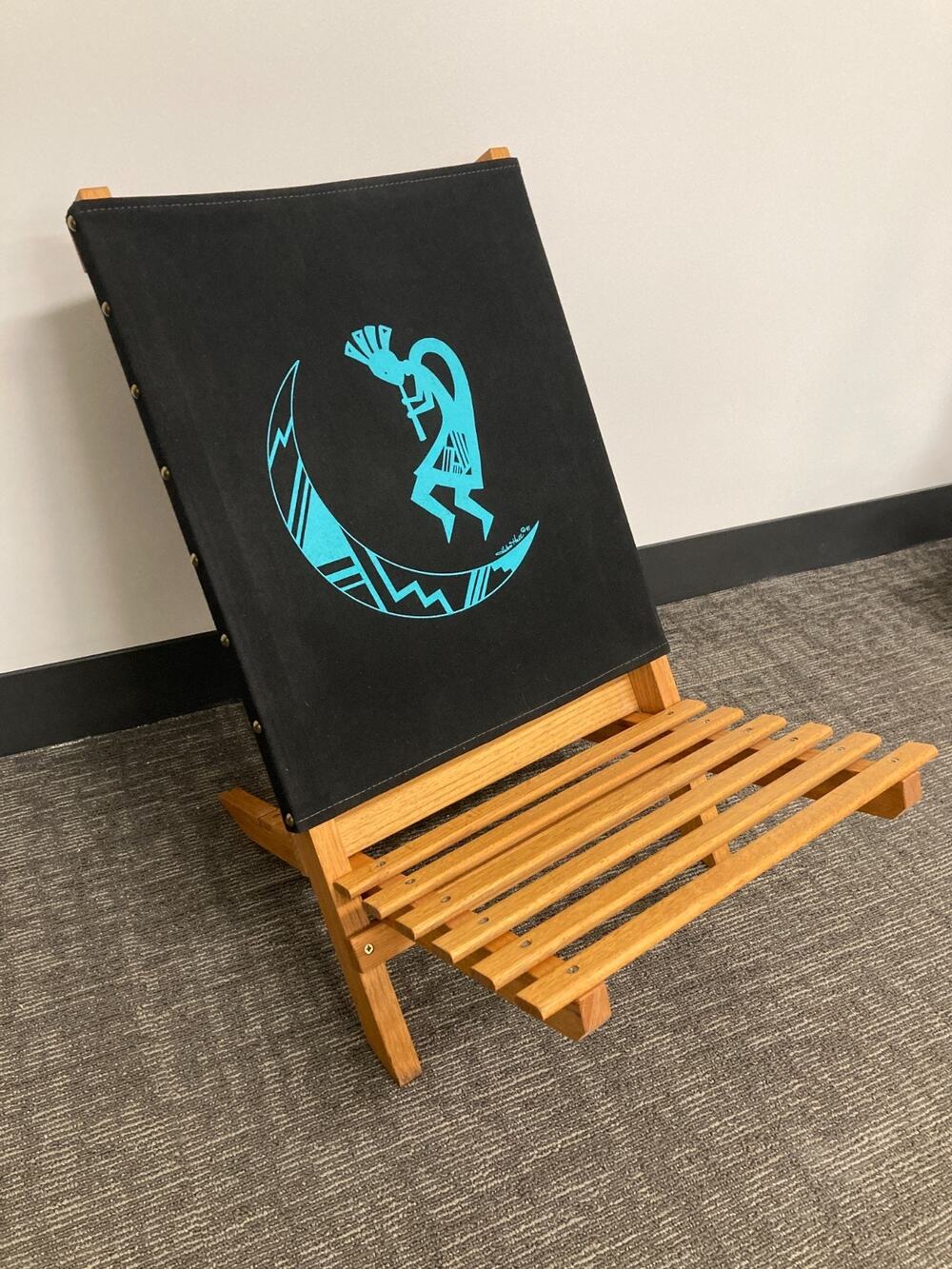 Vintage 1991 Signed Helen Hall Kokopelli Moon Canvas back Oak Wood Beach Chair!